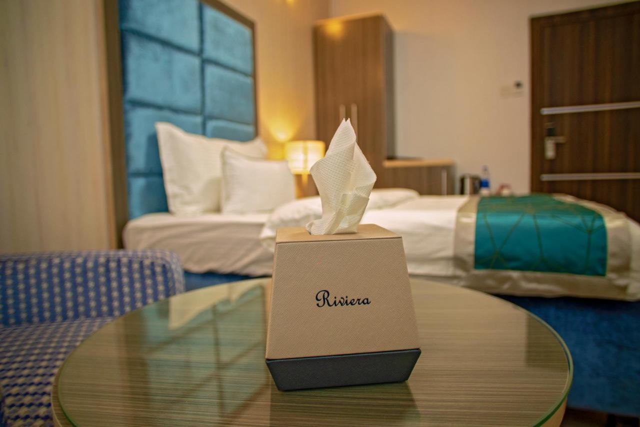 Riviera Suites Lagos Buitenkant foto