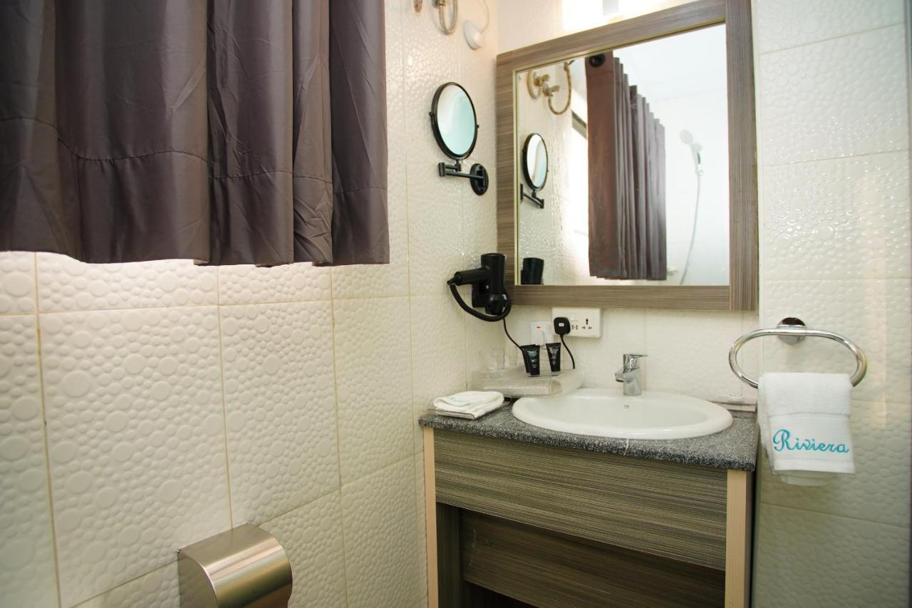 Riviera Suites Lagos Buitenkant foto