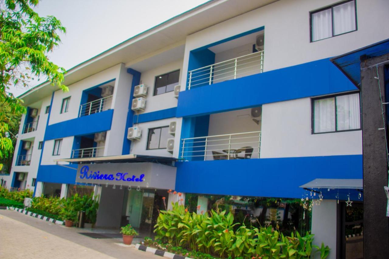Riviera Suites Lagos Buitenkant foto