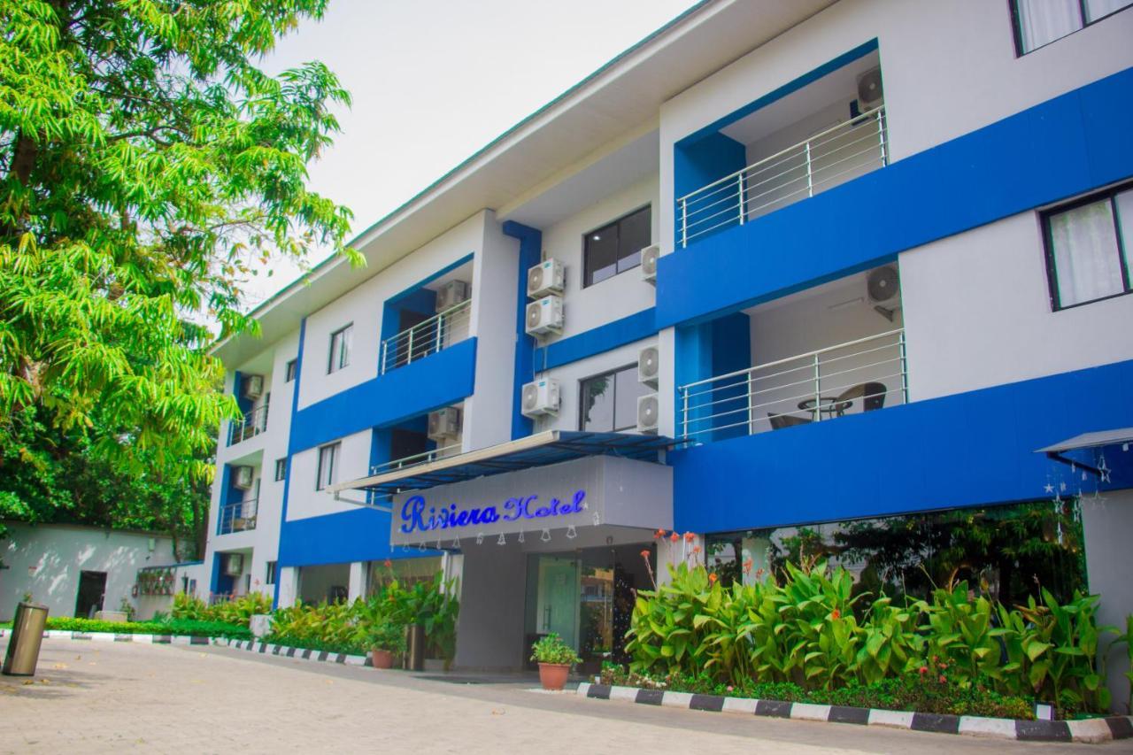 Riviera Suites Lagos Buitenkant foto