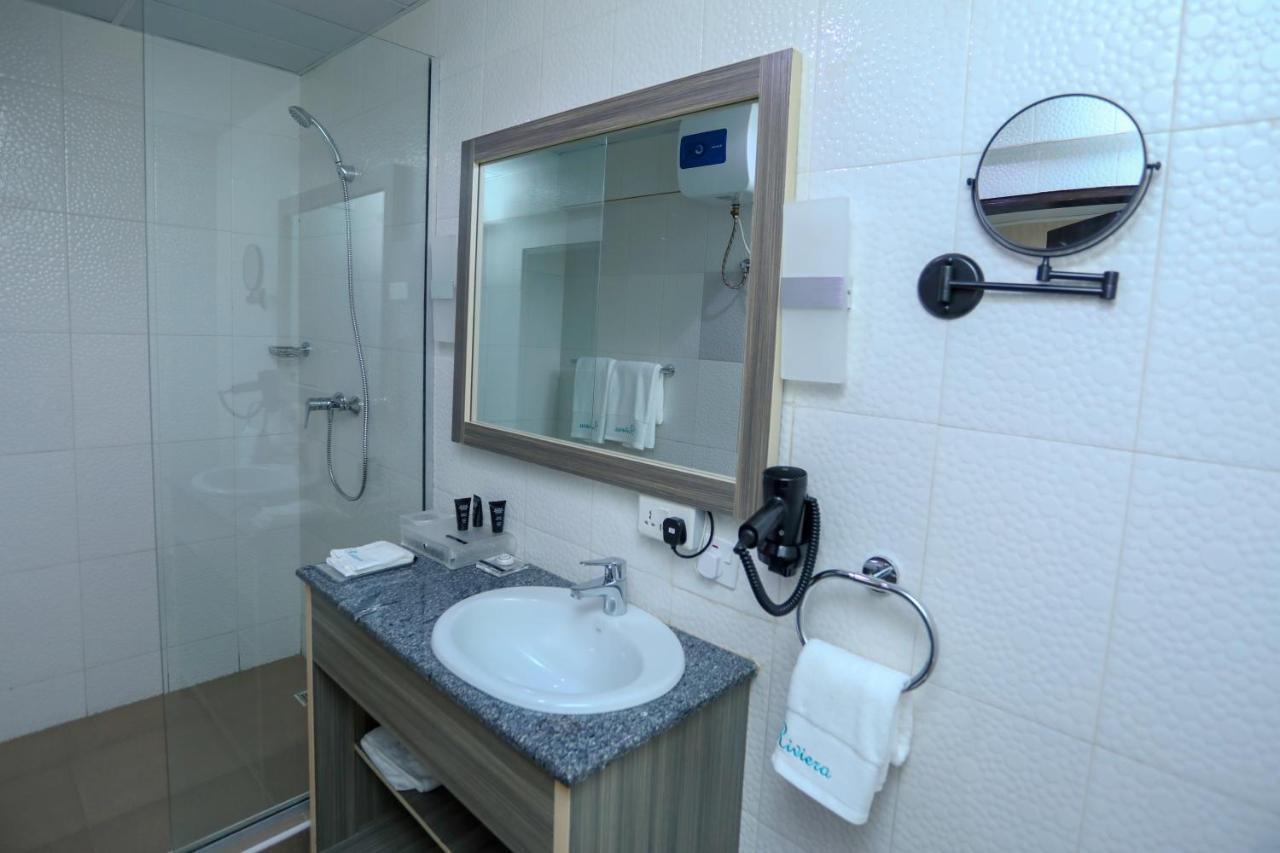 Riviera Suites Lagos Buitenkant foto